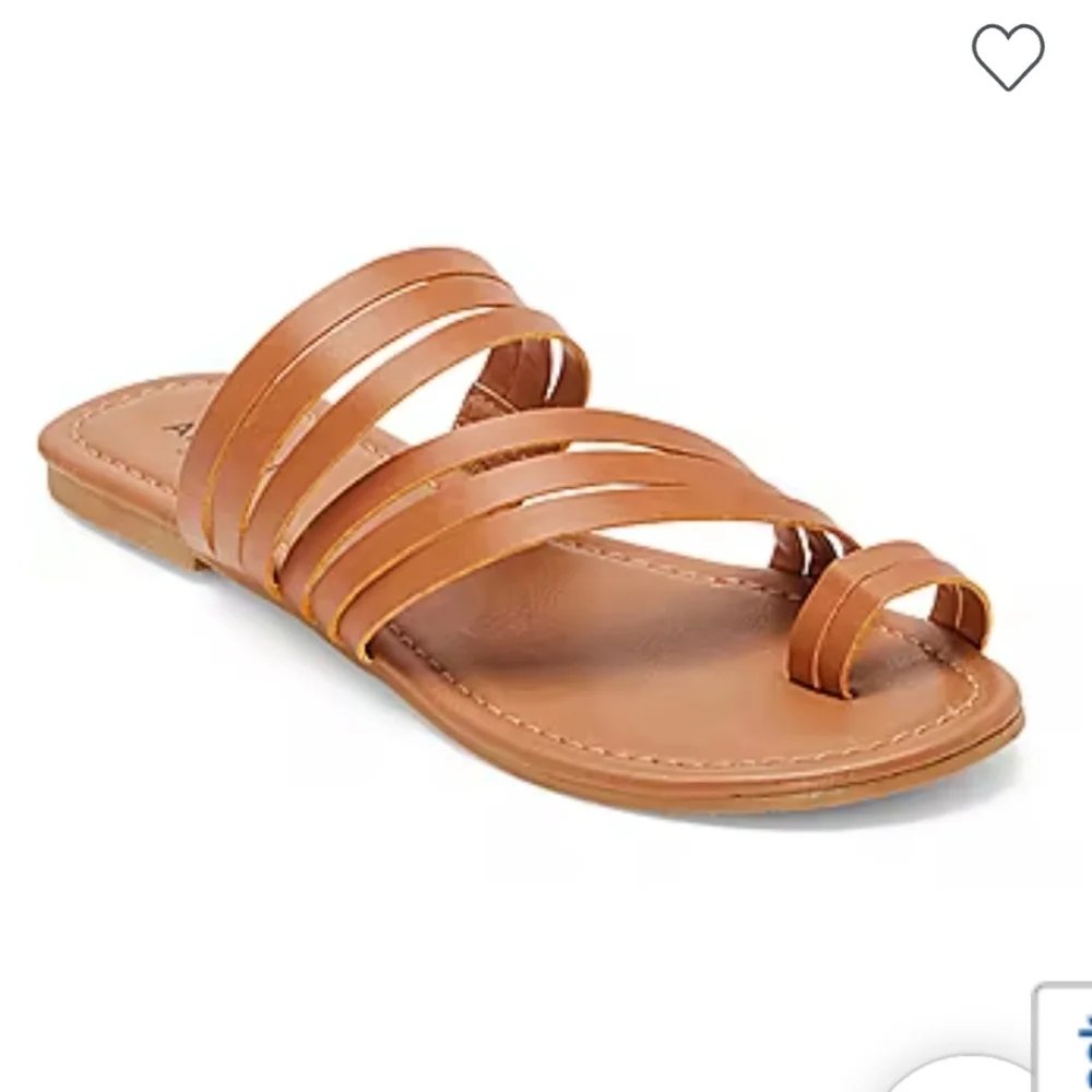1Super Cute Arizona Flat Sandal (PRICE FIRM) - Picture 1 of 4